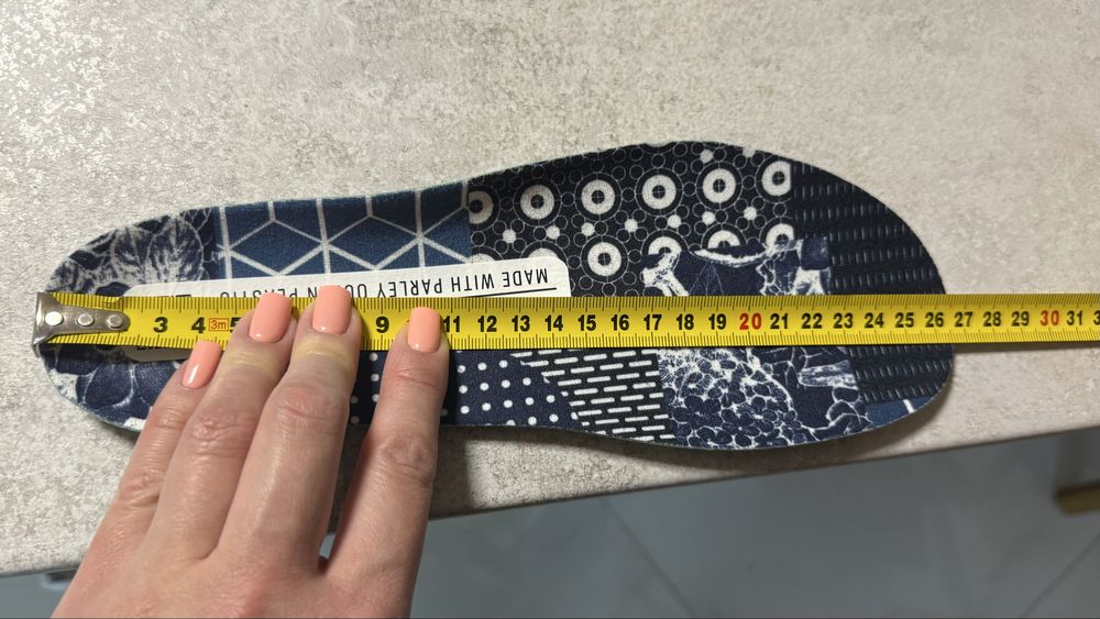 Кроссовки Adidas ultraboost, 26,5 см