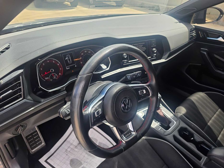 Volkswagen Jetta GLI SEL      2015