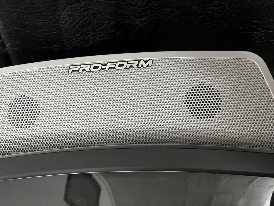 Passadeira ProForm 705 ZLT – Para Peças ou Reparação