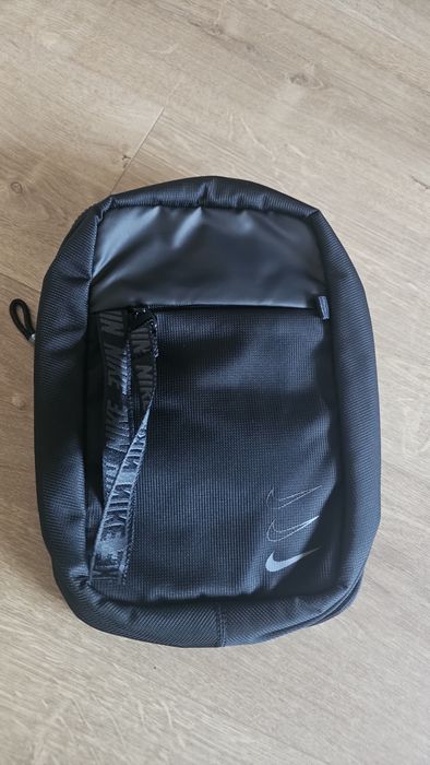 Bolsa  Nike Sportswear Essentials