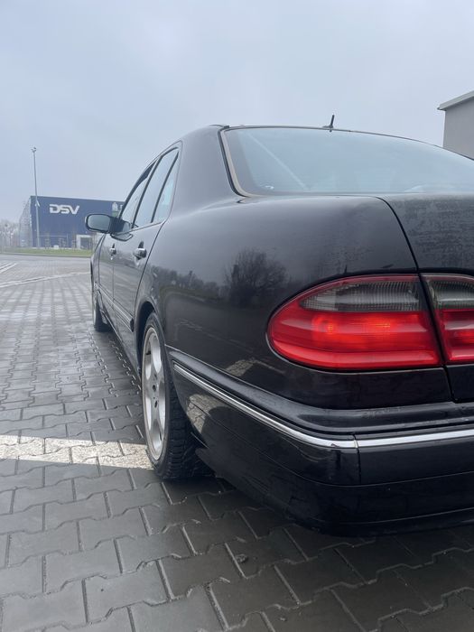 Mercedes E320 CDI DESIGNO Full