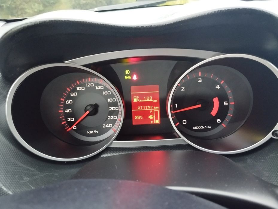 Продам PEUGEOT 4007,4x4, 7-місна,2.2 dizel, рідна фарба!
