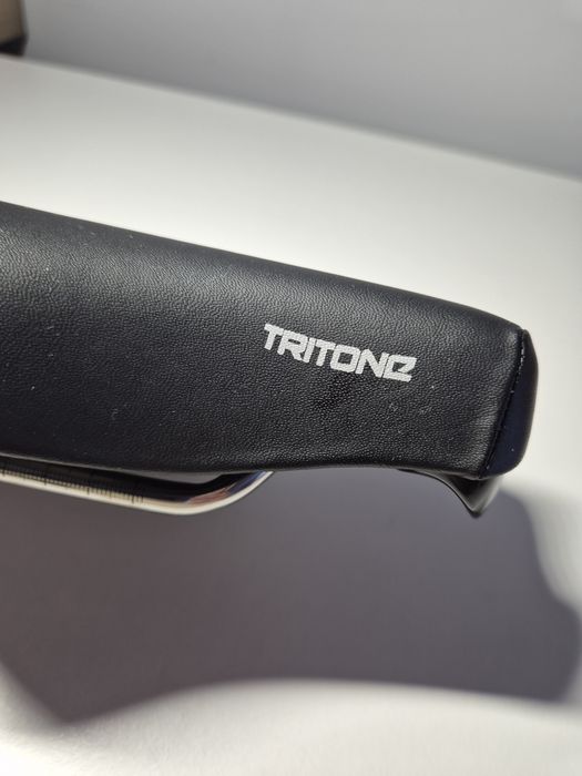 Siodełko triathlonowe FIZIK Tritone  aluminium