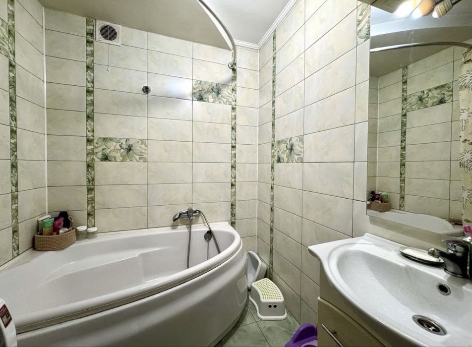 Продаж 2-х кімнатної квартири на вул. Симоненка