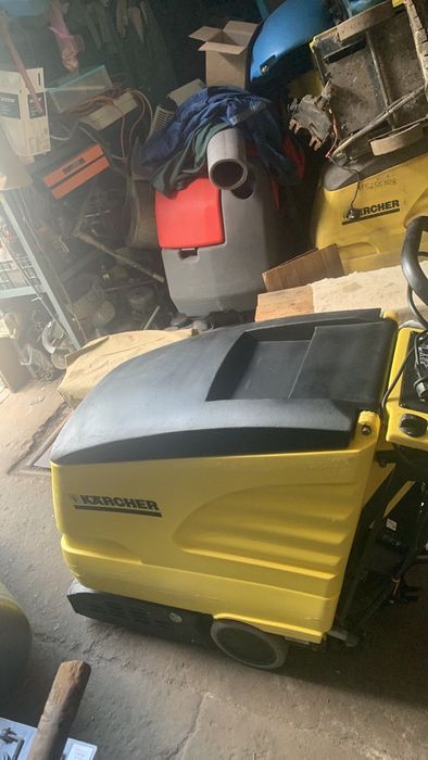 Акумуляторна підлогомийна машина Karcher BR 530 АКБ Б/У