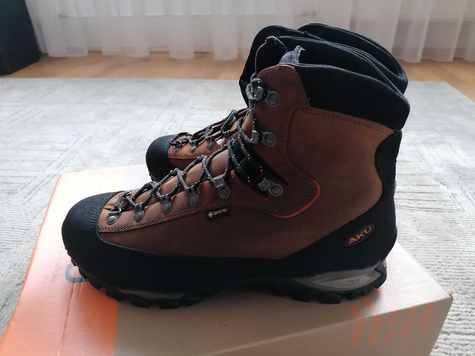 Sprzedam Buty Aku