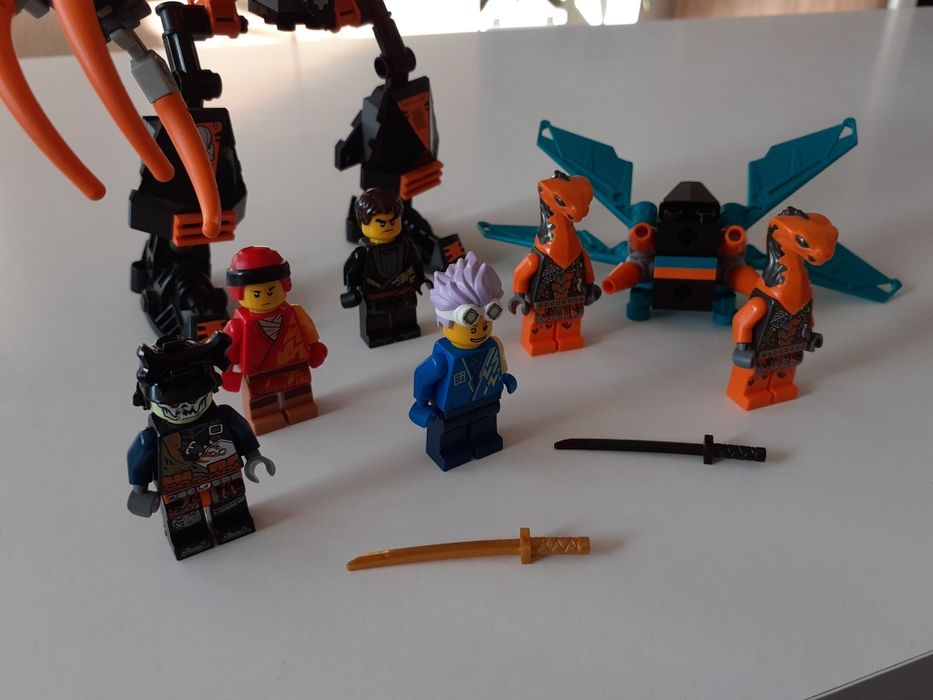 Lego Ninjago figurki zestaw.