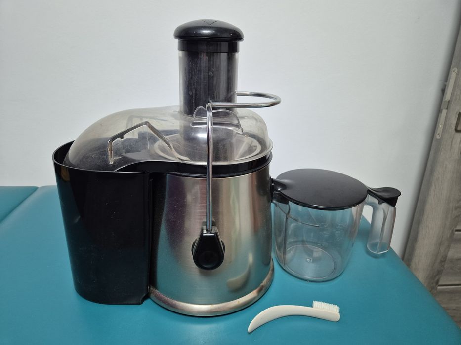 Продам соковыжималку