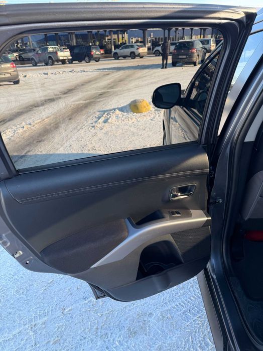 Mitsubishi Outlander XL 2012 2.4 бензин