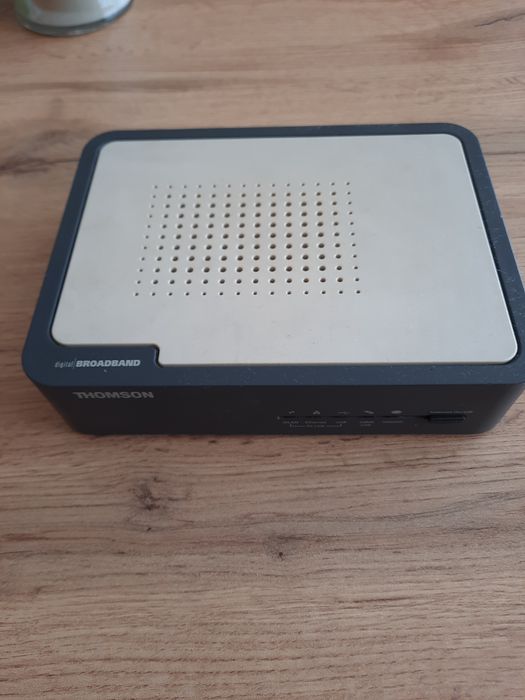 Продається модем TOMSON TCW710