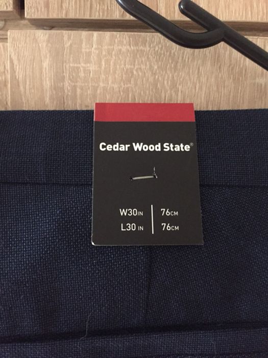 Męskie eleganckie spodnie slim
