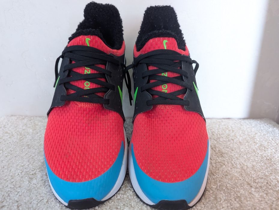 Кроссовки унисекс Nike Cruzrone

Multi CD7307-600