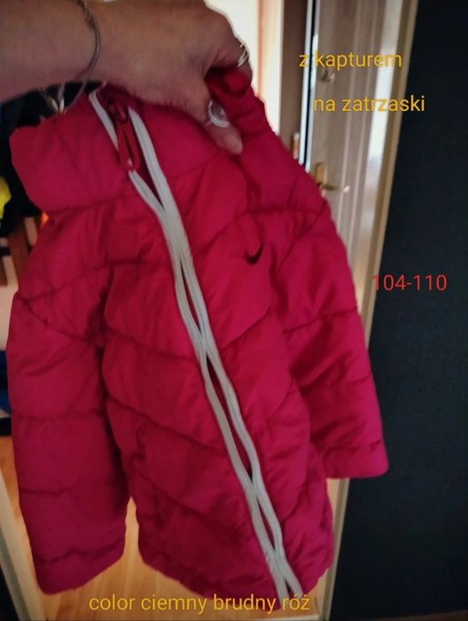 Kurteczka z kapturem Nike