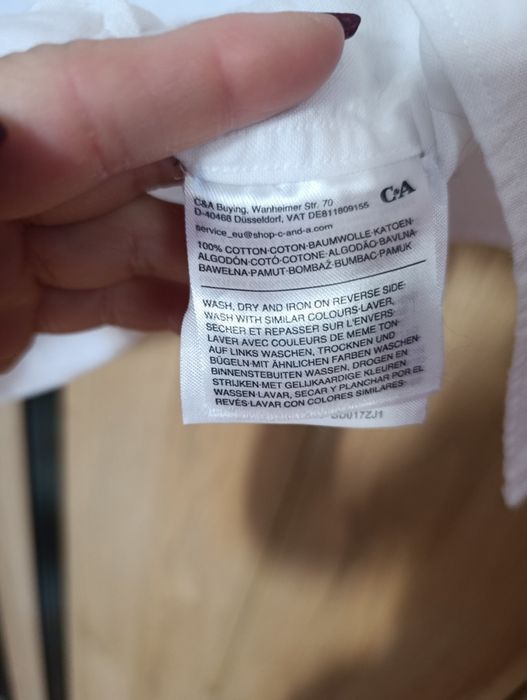 Sprzedam koszulę chłopięcą biała