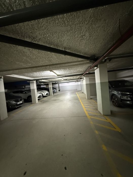 alugo lugar de garagem