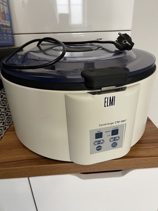 Wirówka medyczna ELMI CM-6MT