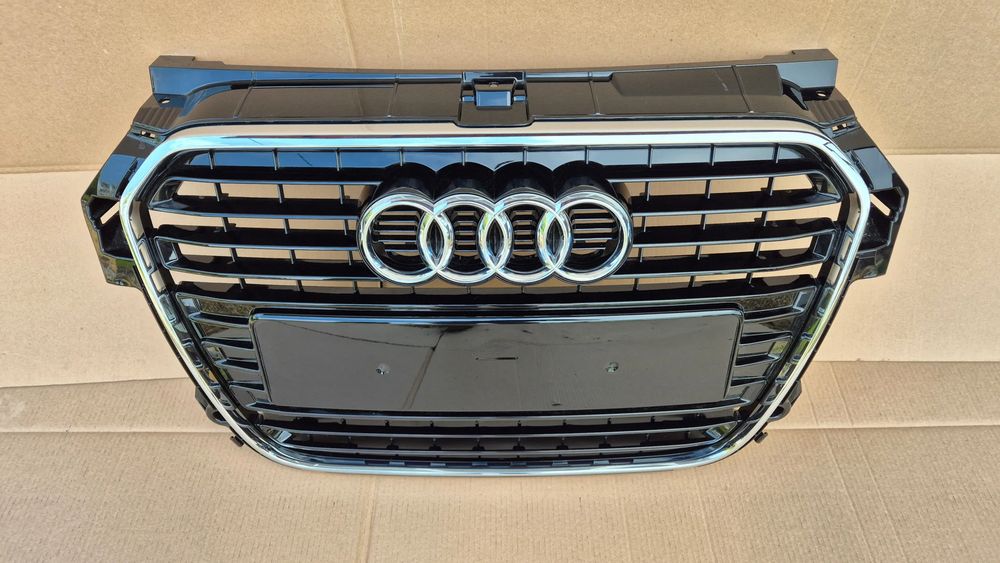 Atrapa Chłodnicy Grill Audi A1 8X0 10-14 OE 8X0853651 Black Połysk Oryg NEW