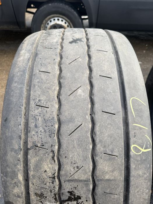 385/55R19.5 Continental HT3+
