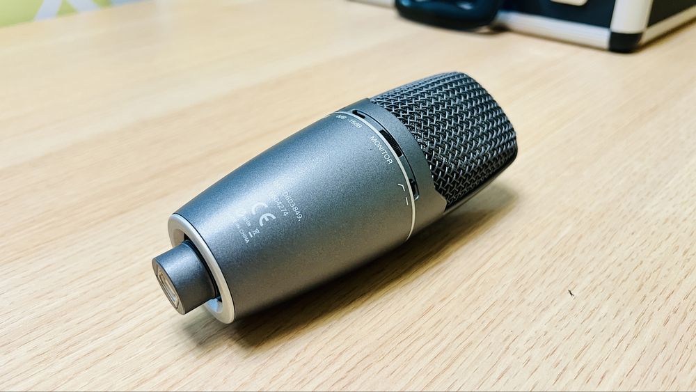 Shure PG42 USB – Microfone Profissional + Acessórios