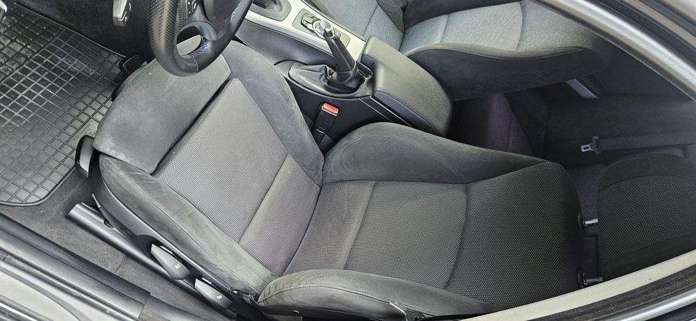 Sprzedam BMW E90 318D 194KM