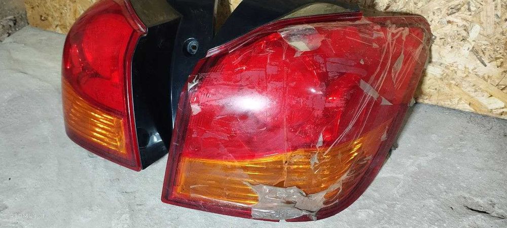 Задню фару (стоп) Mitsubishi ASX 2011
