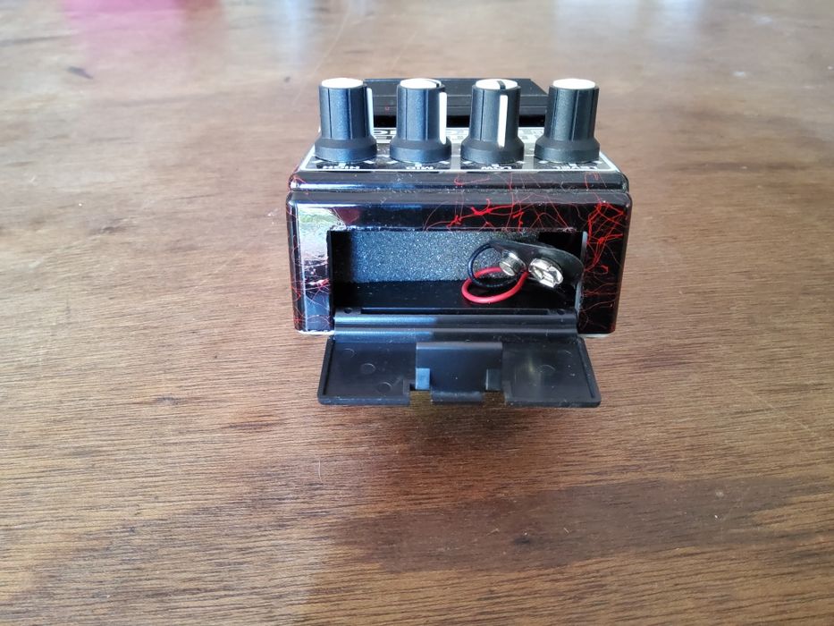 Death Metal Distortion FX86B da D.O.D.