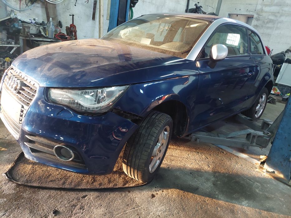 Audi A1 8× 1.4 TFSI todas as peças disponíveis