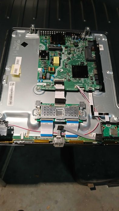 Tv hisense 55a7100f peças