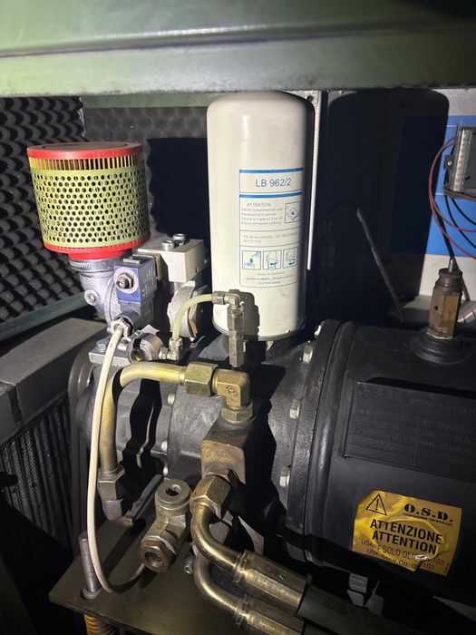 Compressor Parafuso + Reservatório 500L + Secador