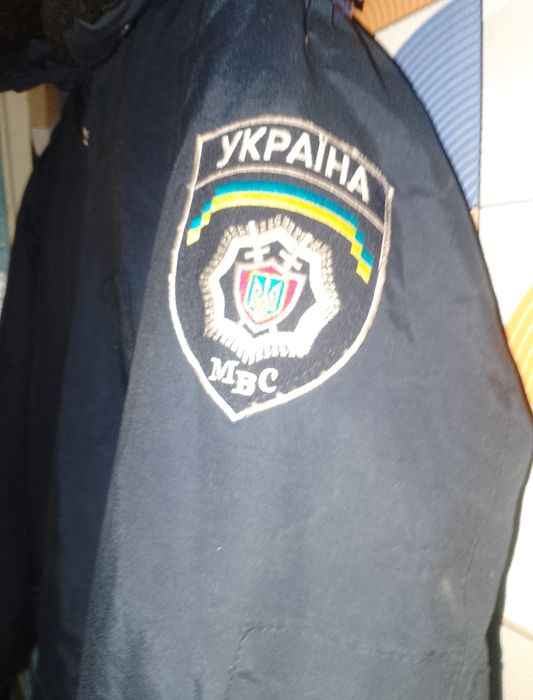 Продам теплую мужскую куртку