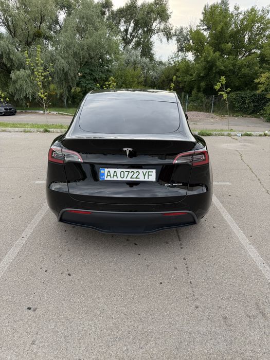 Tesla Model Y Long Range Dual Motor AWD, 2021