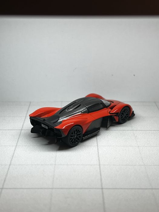 Aston Martin Valkyrie Mini GT