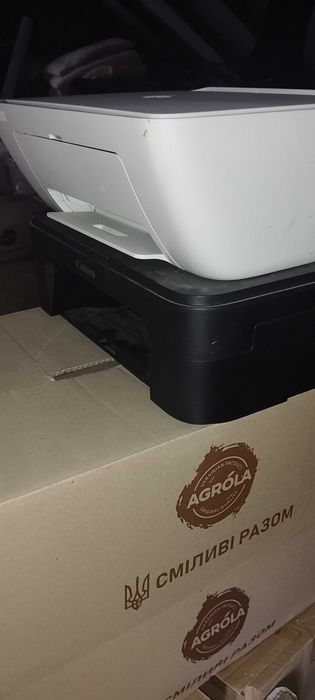 Продам два принтери
