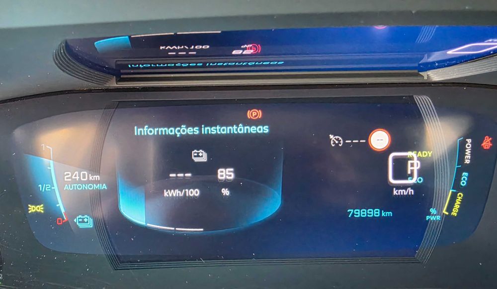 Peugeot E-2008 50 kwh Allure Pack
