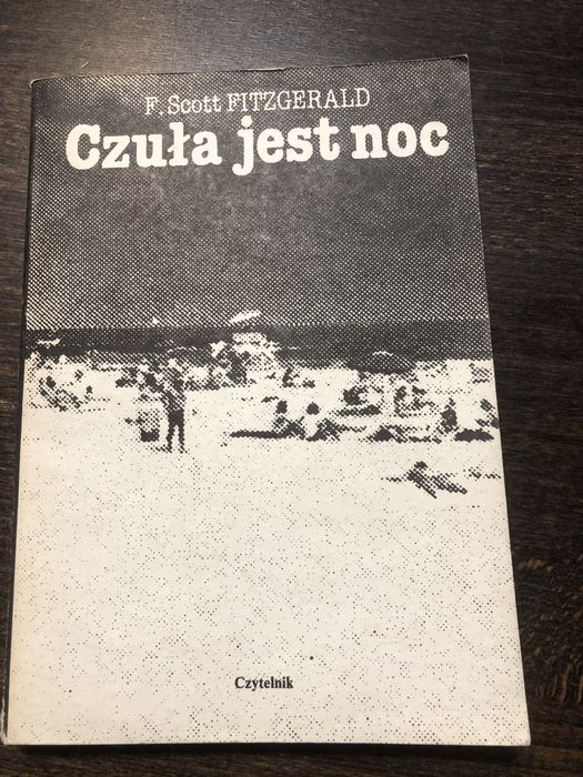 Książka „Czuła jest noc”