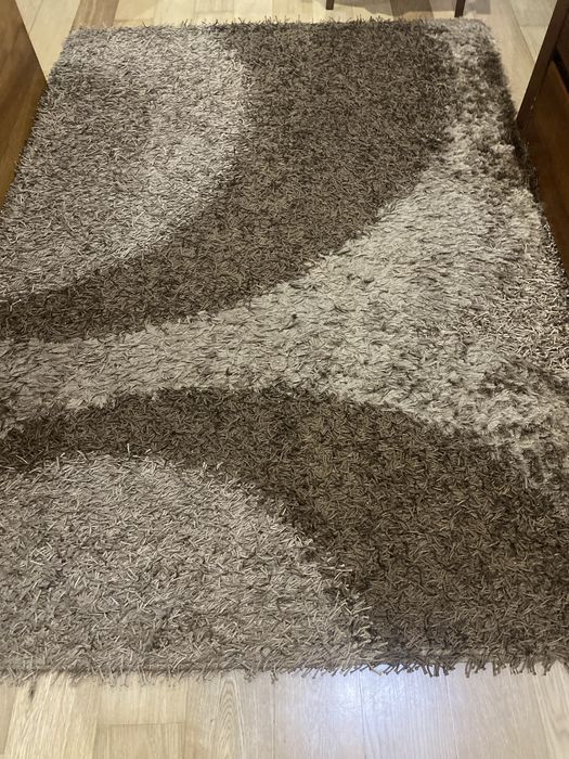 Carpete/taoete grande castanho e bege