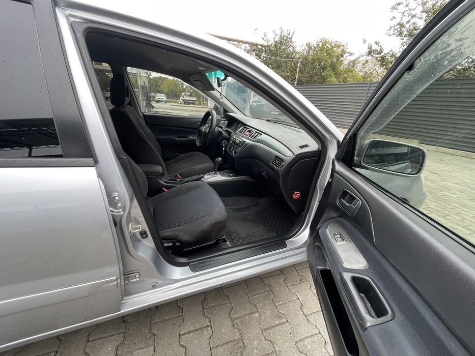 Mitsubishi Lancer 2007 Автомат газ