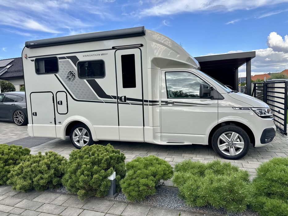 Wynajem kamper FORD Sunlight T680 półintegra automat - 5 osób