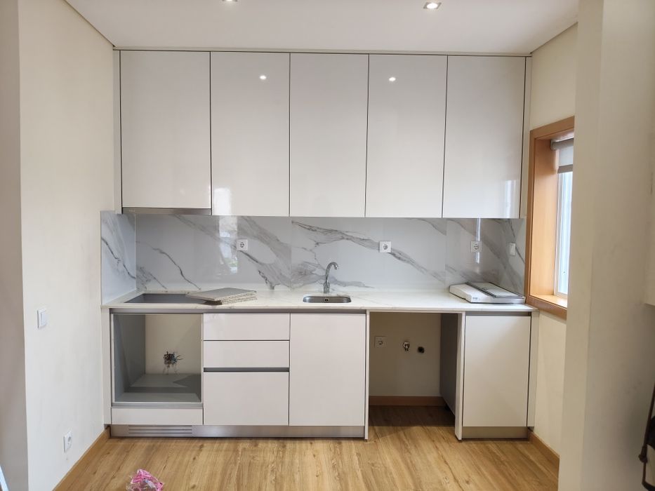 Aluguer Andar Moradia T2 - Cabeda