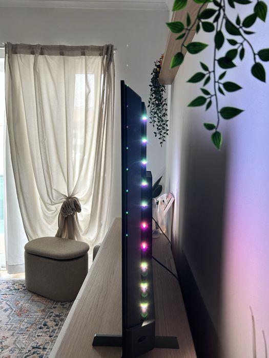 TV Philips Ambilight 55” – Excelente Estado