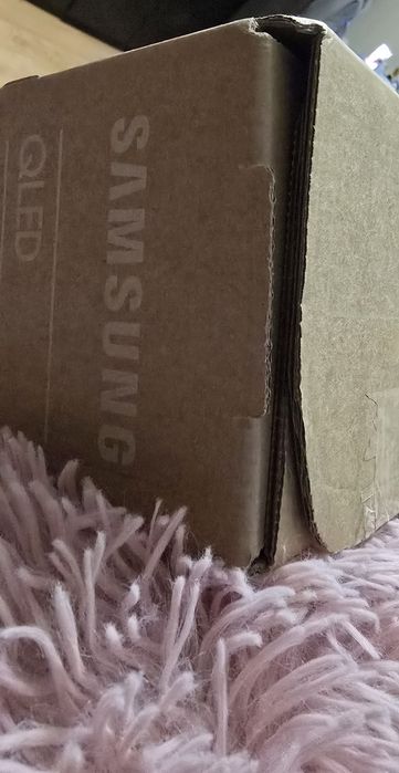 Телевізор Samsung QE43Q7FAAUXUA