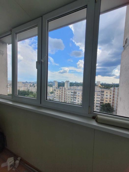 Продам 3к Подільськмй р-н Віноградарь ,вул Європейського Союзу  буд 17