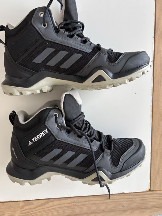 Adidas Terrex AX3 Mid