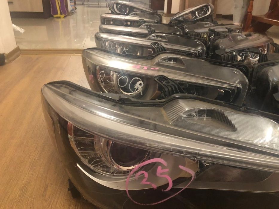 INFINITI Q50 Фары передние