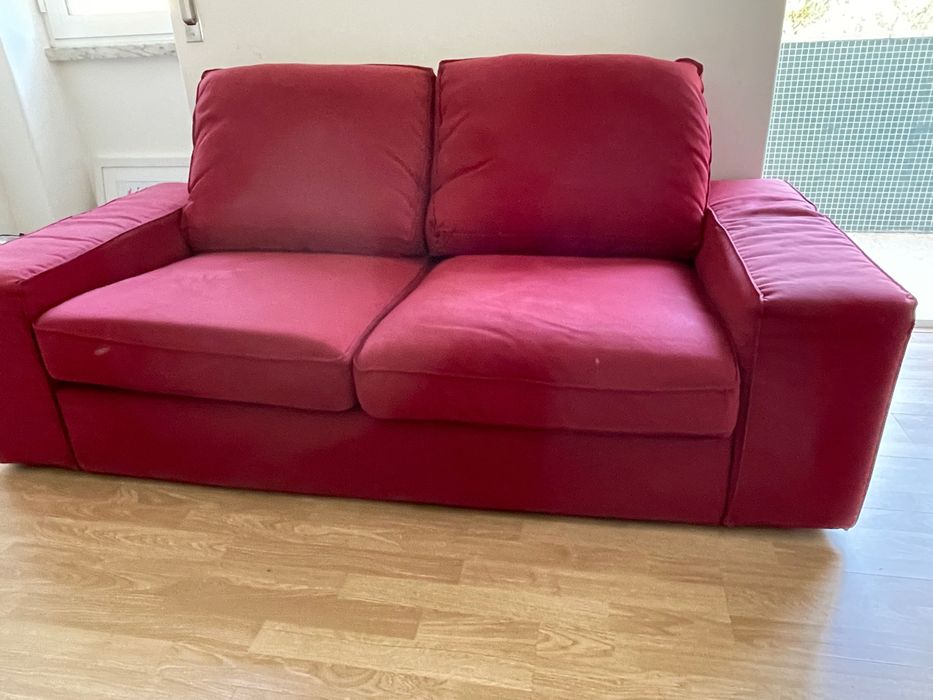 Sofa vermelho 3 lugares