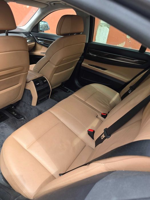 BMW 730D berlina