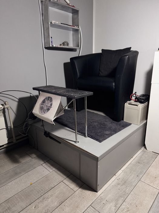 Подіум для педикюру