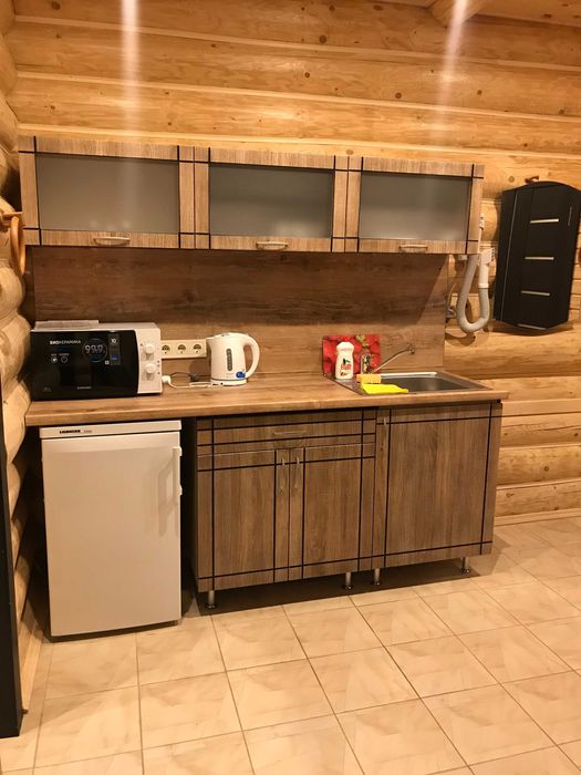 Котедж за містом подобово