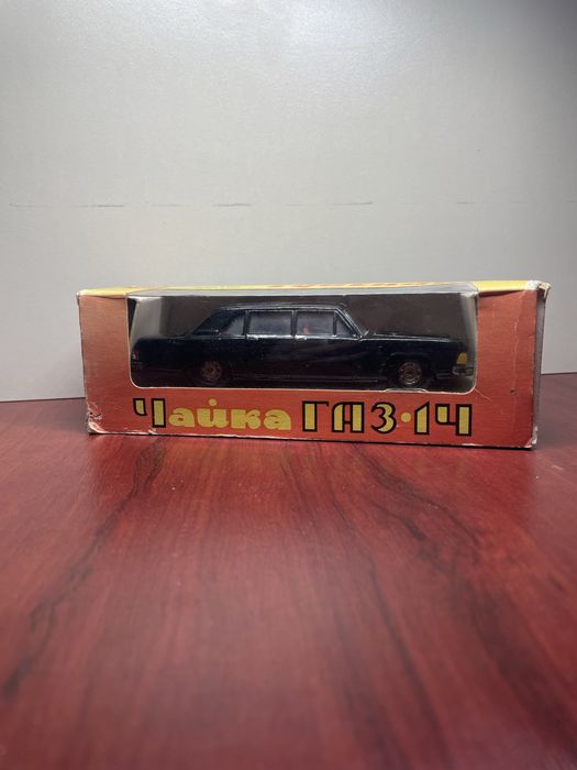 Чайка газ-14 1:43