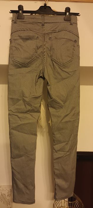 Spodnie Calcedonia pepitka nowe 36 S